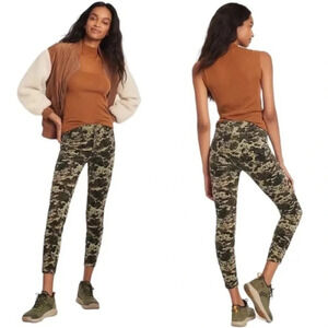 Anthropologie Pilcro Corduroy Camo Skinny Jeans